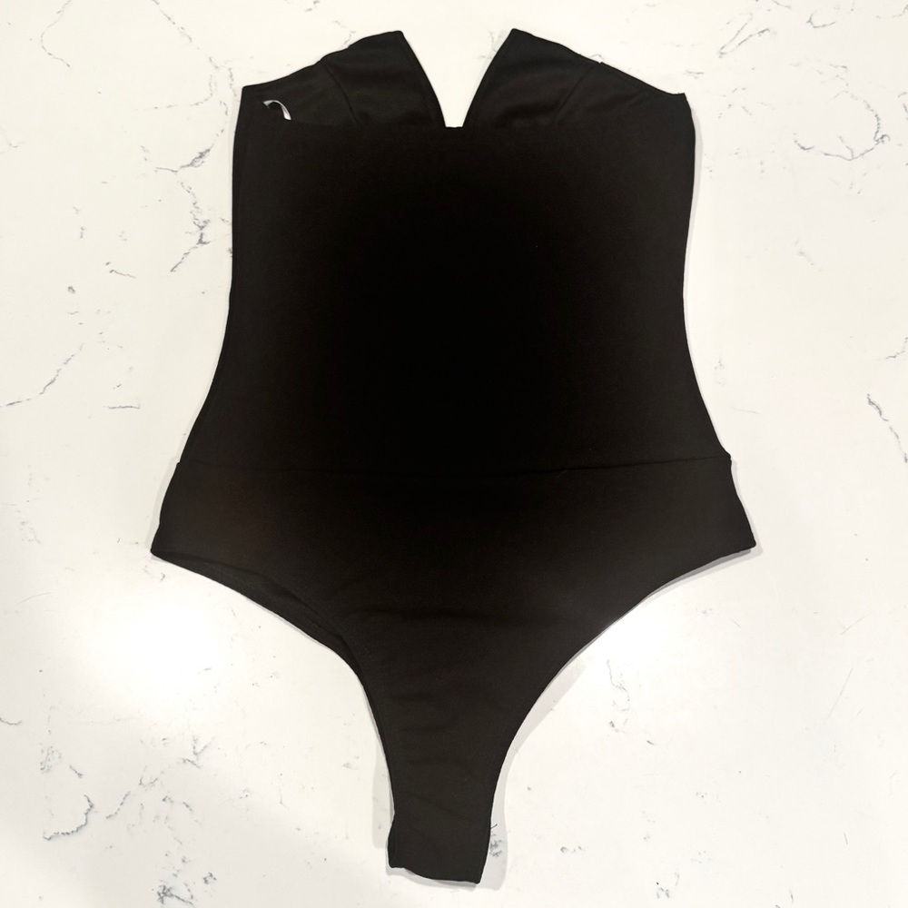 Lulus Women’s Strapless Black Bodysuit Plunge Neckline Corset Size Small NWT - Picture 8 of 12